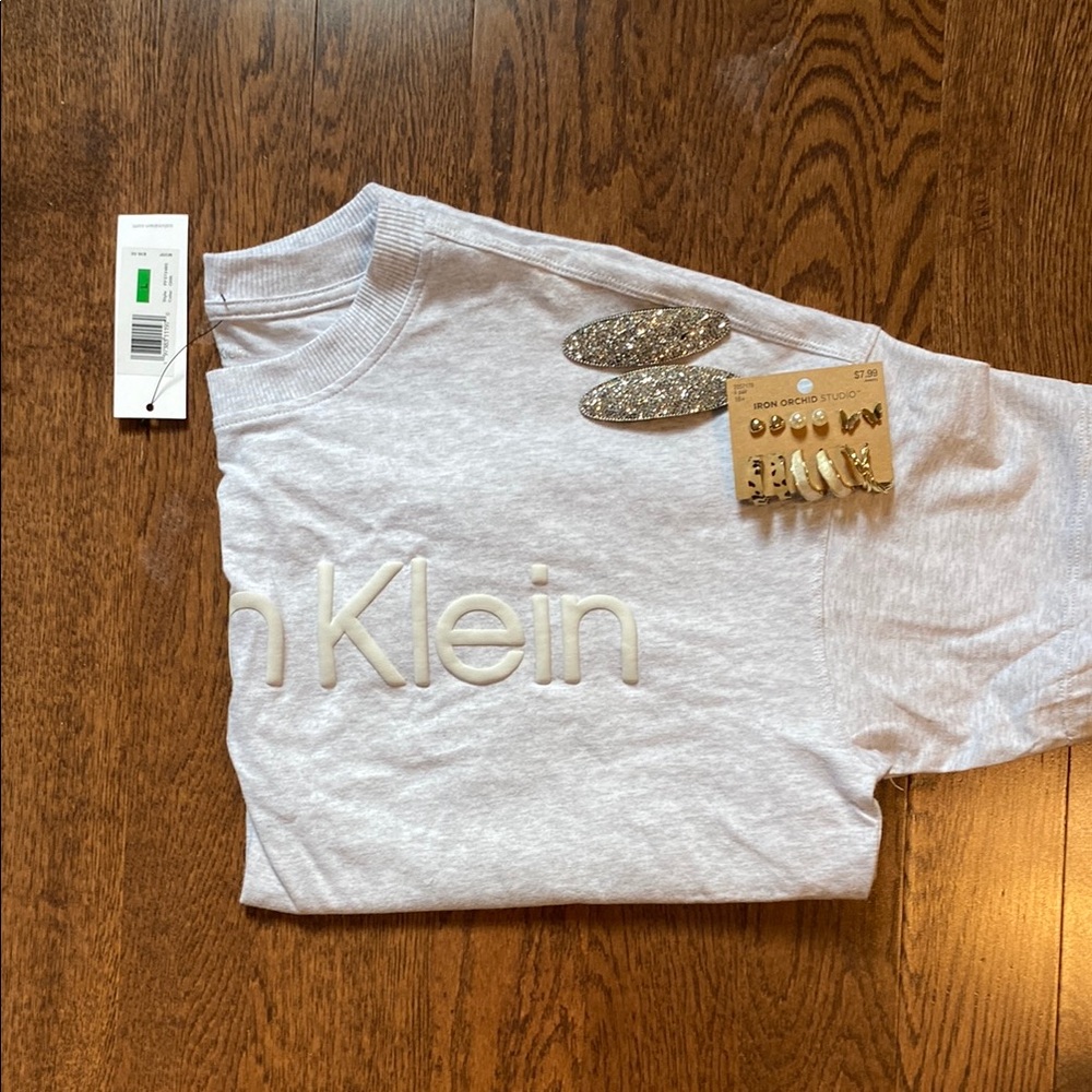 Calvin Klein Light Gray Logo Tee NWT